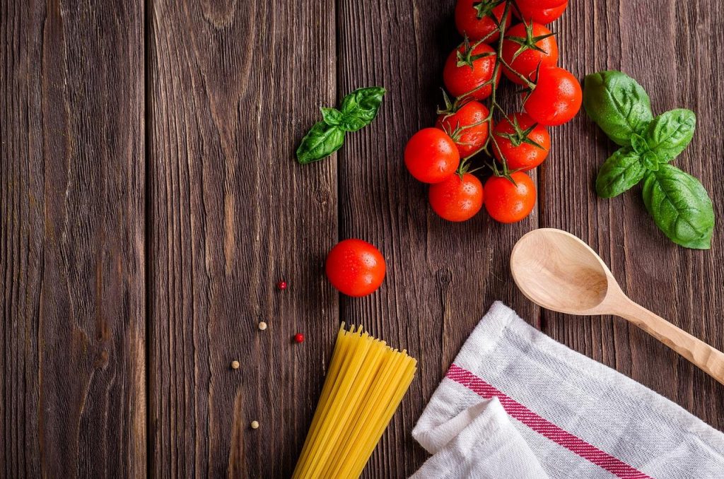 Innovatie en duurzaamheid in de keuken met slimme apparaten en duurzame materialen voor gezonde en milieuvriendelijke maaltij