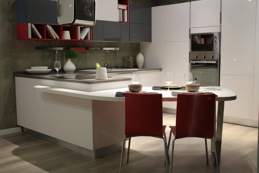 Moderne keuken met stijlvol design - inspiratie voor het keuken kopen proces met aandacht voor functionaliteit